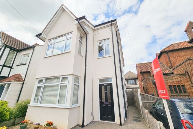 2 bedroom maisonette for sale