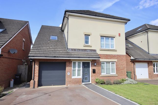 6 bedroom detached house for sale