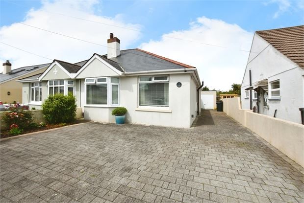 3 bedroom semi-detached bungalow for sale