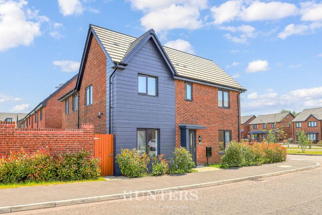 Rosemary Close, Middleton M24 3 bed semi