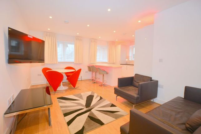 Leeway Close, Hatch End 1 bed flat for sale