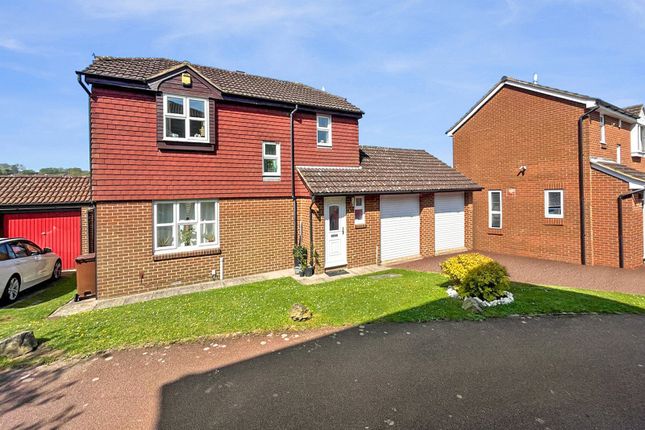 Woodchurch Close, Chatham, Kent, ME5 3 bed detached house for sale