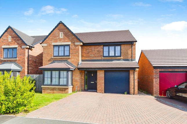 4 bed detached house