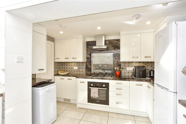 2 bed end terrace house
