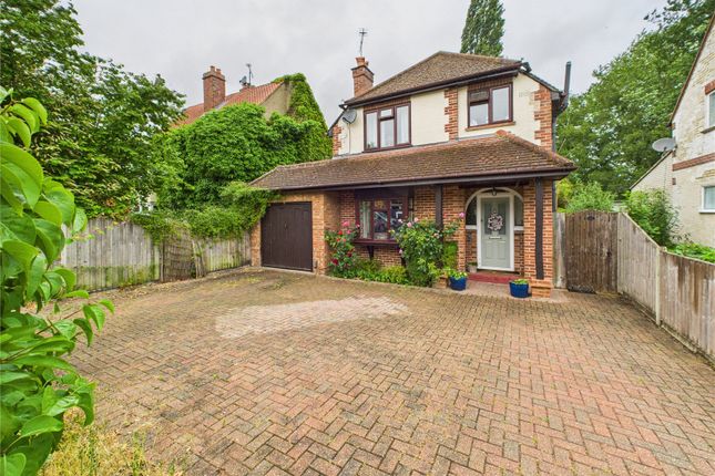 4 bed detached house