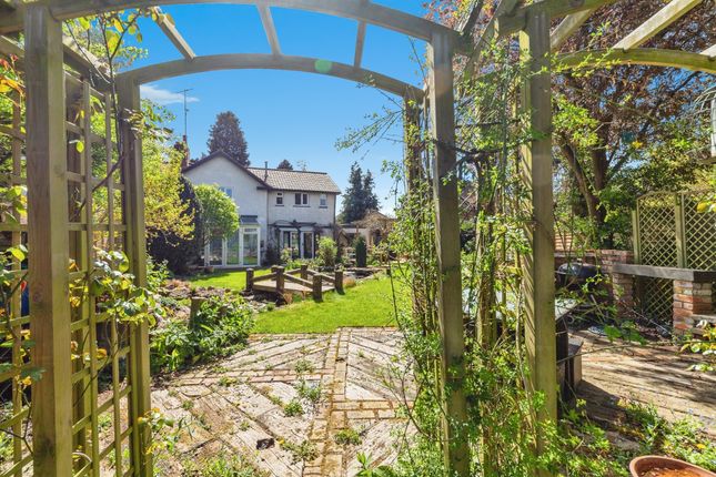4 bedroom end of terrace house for sale