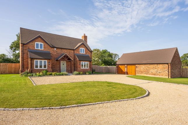 4 bed detached house