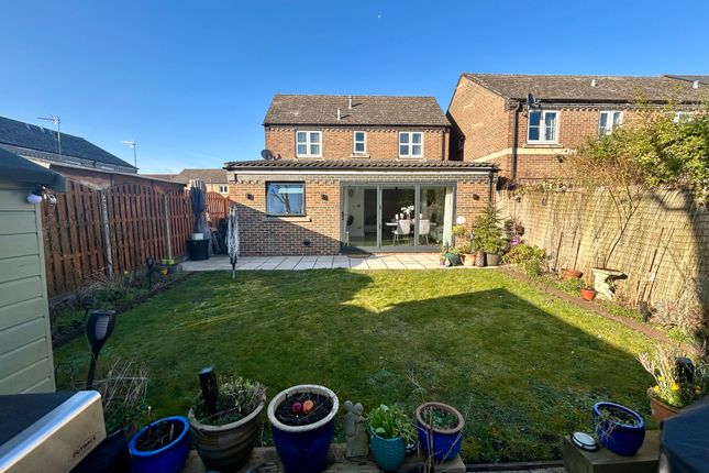 Powdermill Mews, Waltham Abbey 3 bed detached house for sale