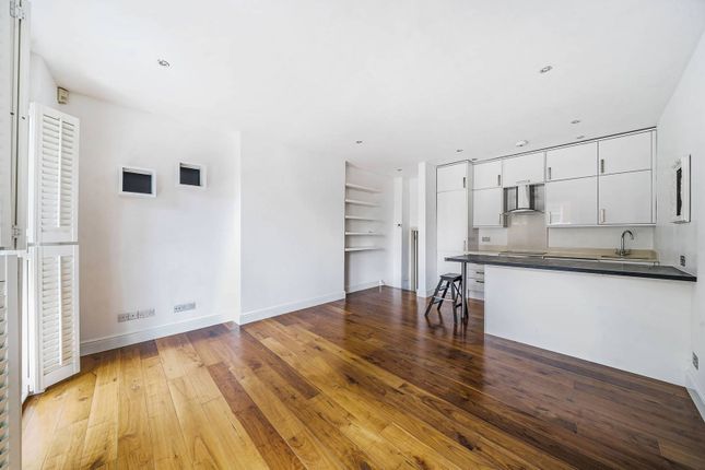 Minster Road, West Hampstead, London... 2 bed flat for sale