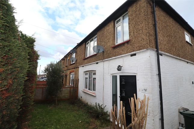 Gunn Road, Swanscombe, Kent, DA10 3 bed end of terrace house for sale