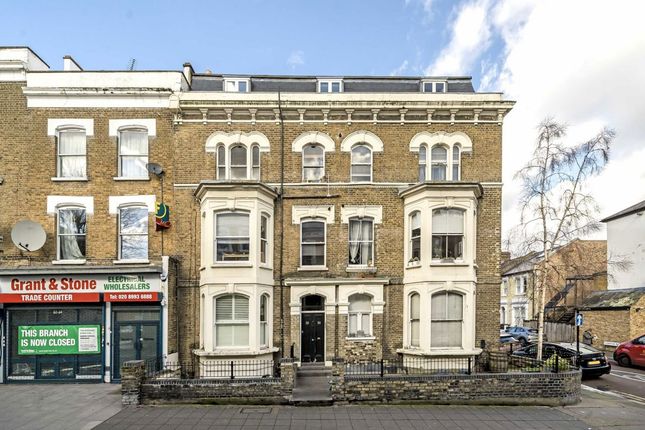 Churchfield Road, London W3 2 bed flat for sale