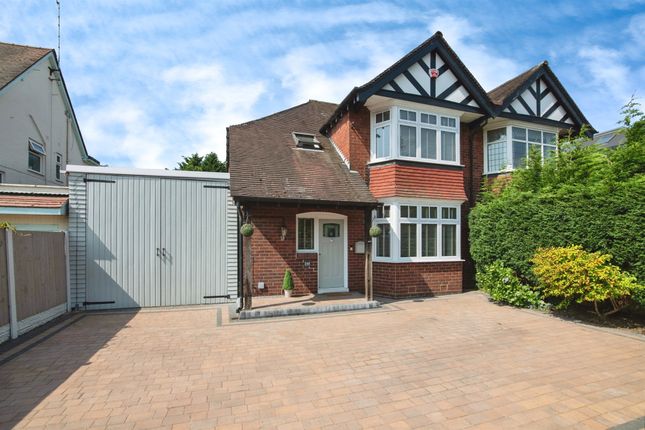 3 bedroom semi-detached house for sale