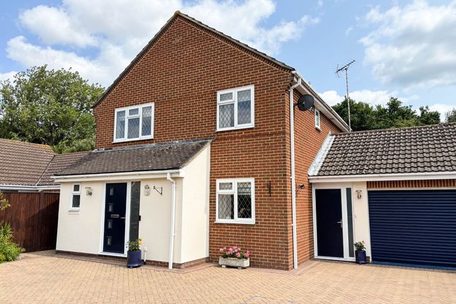 Aldwick Felds, Bognor Regis 3 bed detached house for sale