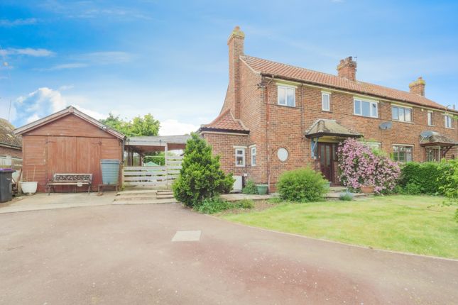 3 bed semi-detached house