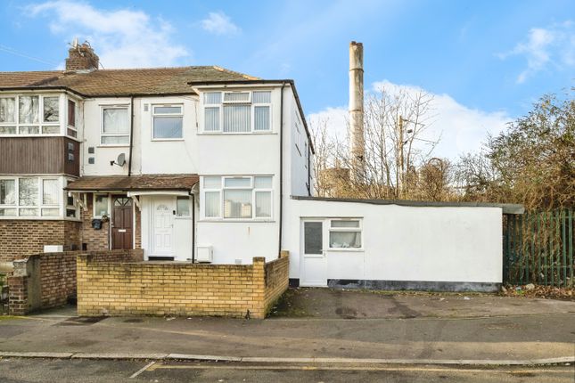 4 bed end terrace house