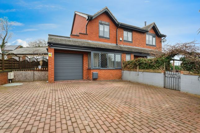 4 bed detached house