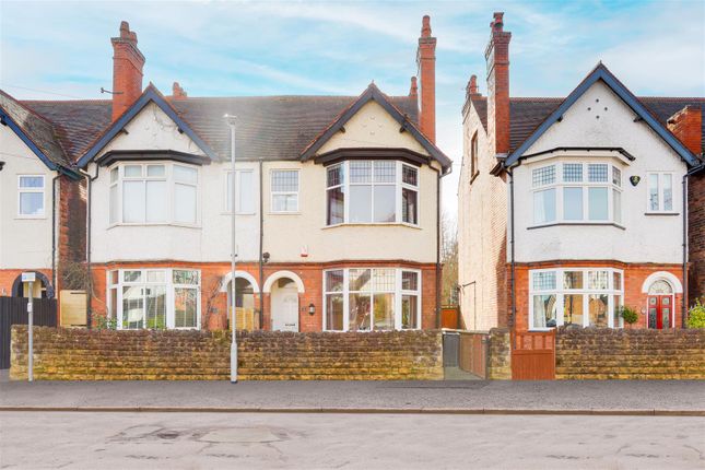 6 bedroom semi-detached house for sale
