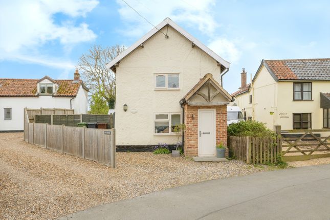 2 bedroom detached house for sale