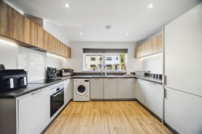 Park Meadow Lane, Leeds, LS12 4 bed townhouse for sale