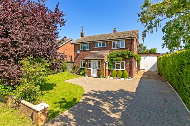 4 bed detached house