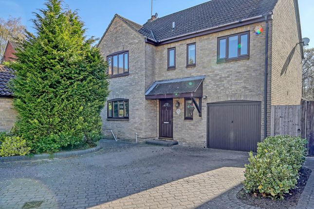4 bed detached house