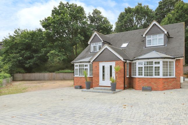 3 bed detached house