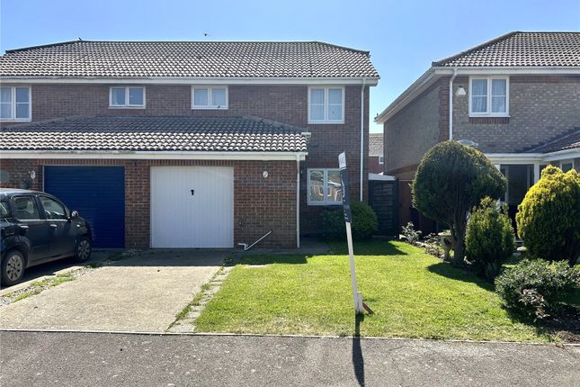 McNair Close, Selsey, West Sussex, PO20 3 bed semi