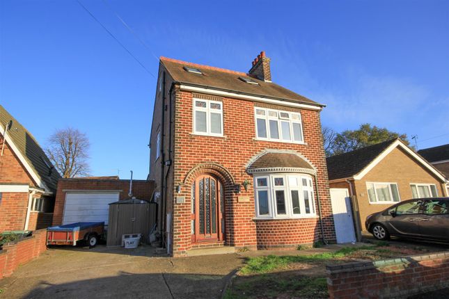 Alpine Road, Rushden NN10 5 bed detached house for sale