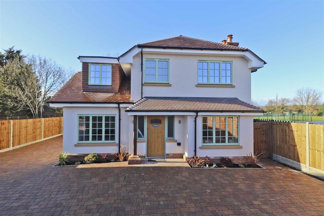 4 bed detached house