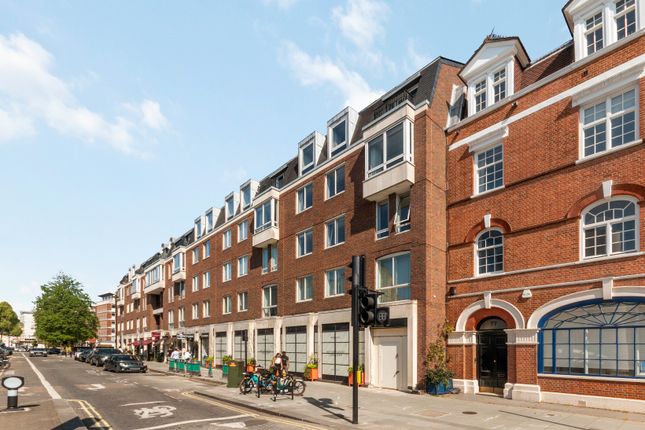 Ebury Street, London SW1W 2 bed apartment for sale