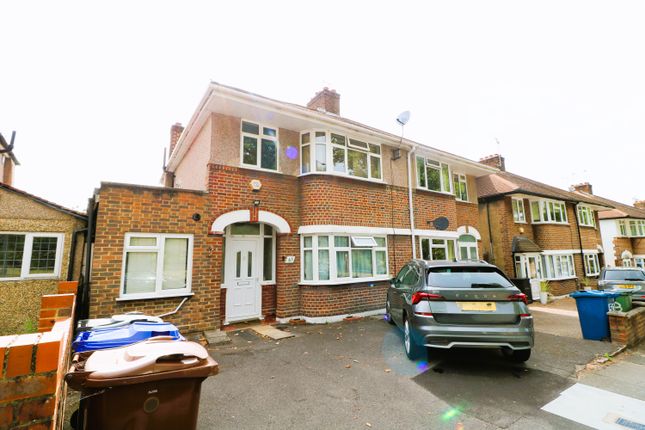 4 bed semi-detached house