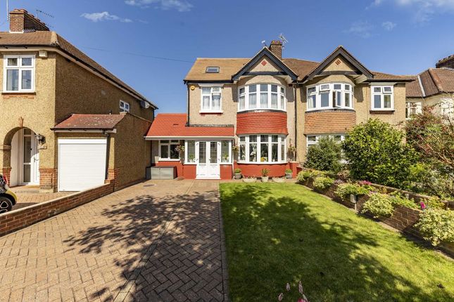 Oaklands Avenue, Isleworth TW7 5 bed house for sale
