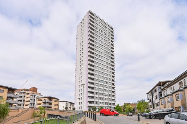 6 Rainhill Way, London E3 2 bed flat for sale
