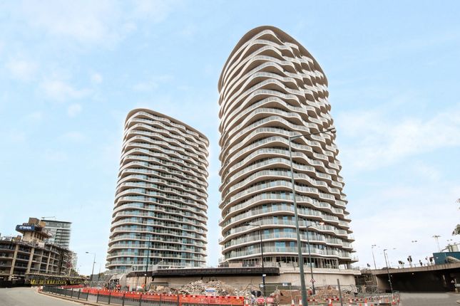3 Tidal Basin Road, Hoola, Royal... 1 bed flat for sale