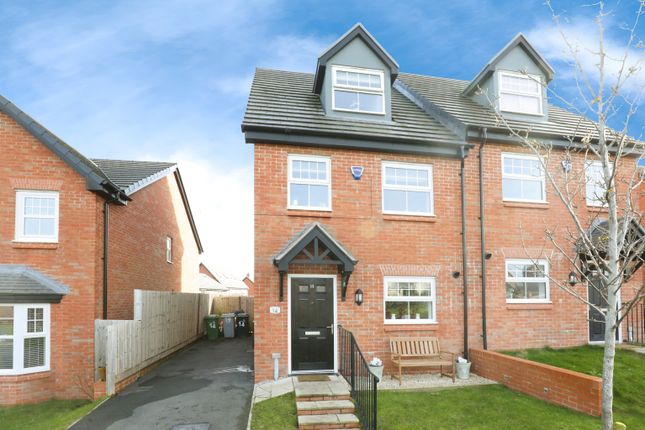 3 bedroom semi-detached house for sale