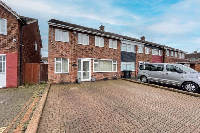 Beaumont Drive, Northfleet, DA11 4 bed end of terrace house for sale