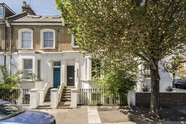 Spencer Road, London W3 3 bed flat for sale