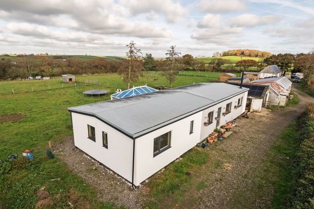 6 bedroom bungalow for sale