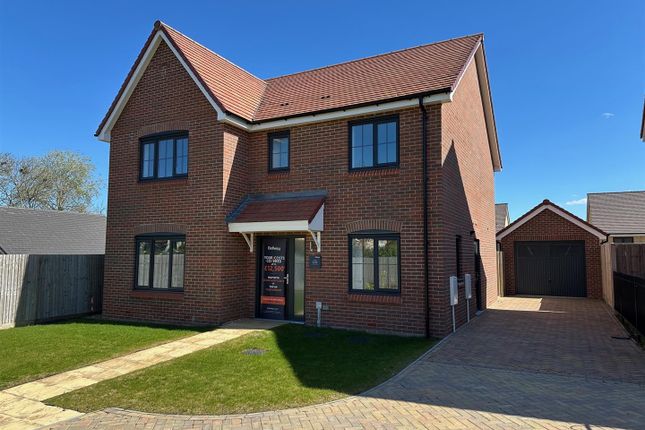Stilton Gate, Peterborough PE7 4 bed detached house for sale