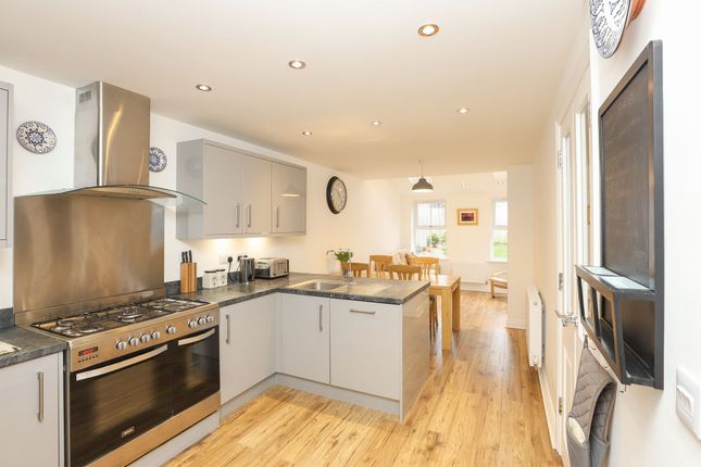 Lindrick Nook, Worksop S81 4 bed detached house for sale