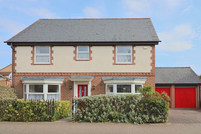 Hidcote Way, Great Notley, CM77 4 bed detached house for sale