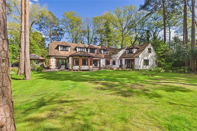 6 bedroom detached house for sale