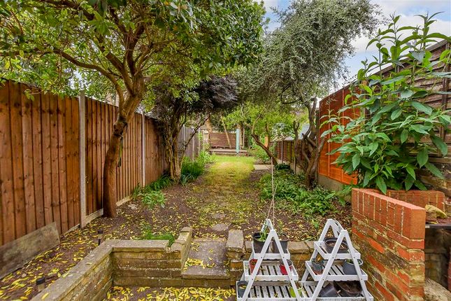2 bed terraced house