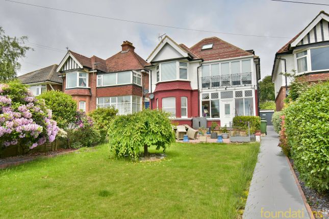 2 bedroom ground floor flat for sale