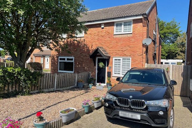 2 bedroom semi-detached house for sale