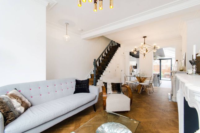 Mendora Road, Fulham, London, SW6 4 bed house for sale