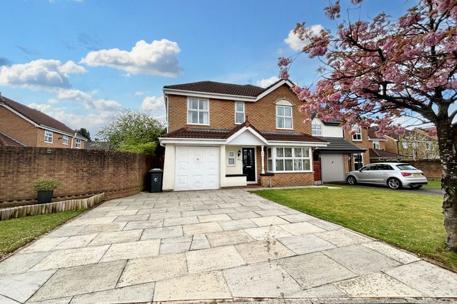Wrenswood Drive, Manchester M28 6 bed detached house for sale
