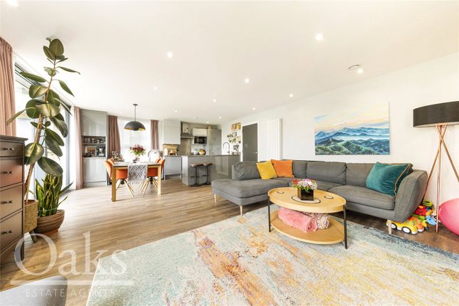 The Waldrons, Croydon 2 bed apartment for sale