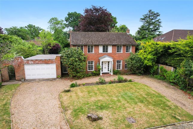 5 bed detached house