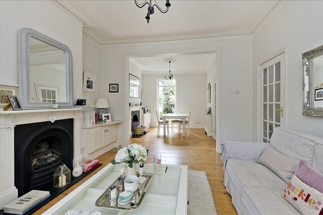 Shepherd's Bush W12 W12 2 bed property for sale